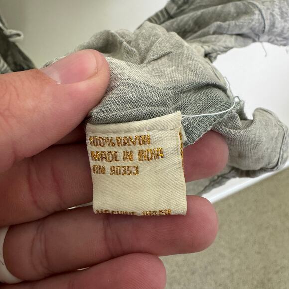 Rebellion Again Puff Sleeve Open Back Top US Women's S - Picture 6 of 8